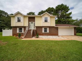 909 Ivan Dr SW, Jacksonville, AL 36265