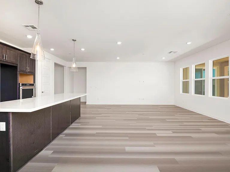2522 Blackbird Gln — Photo 10