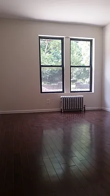 Rented by Lang Realty LLC | media 32