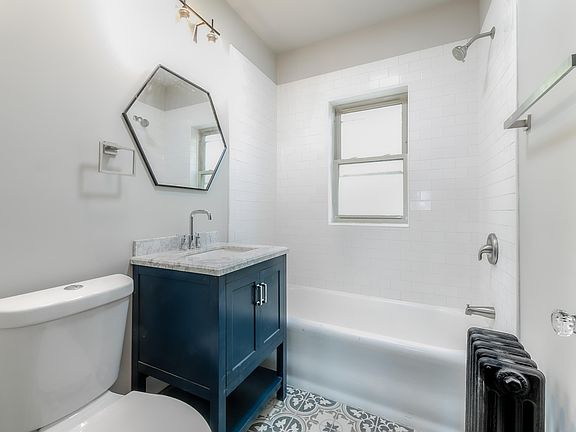 2nd image of 837-843 E 86th St #15304230