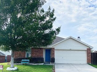 5008 Brookstone Ln, Fort Worth, TX 76179