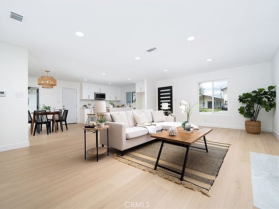 3rd image of 10232 Halawa Dr