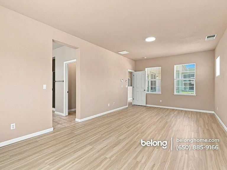 118 E Heritage Dr — Photo 6