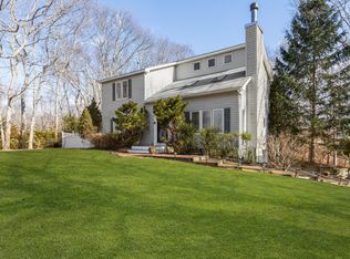 102 Wildwood Rd, Sag Harbor, NY 11963