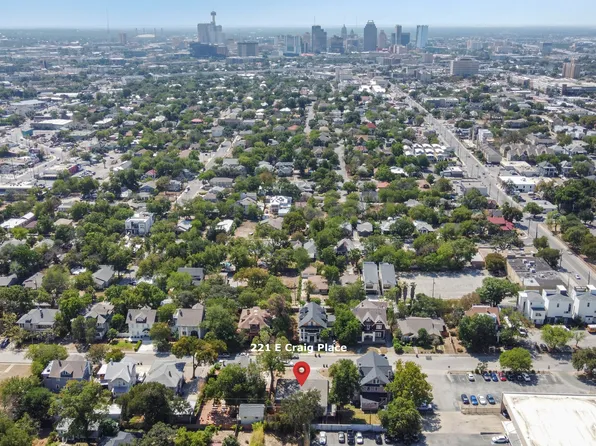 221 E Craig Pl, San Antonio, TX 78212