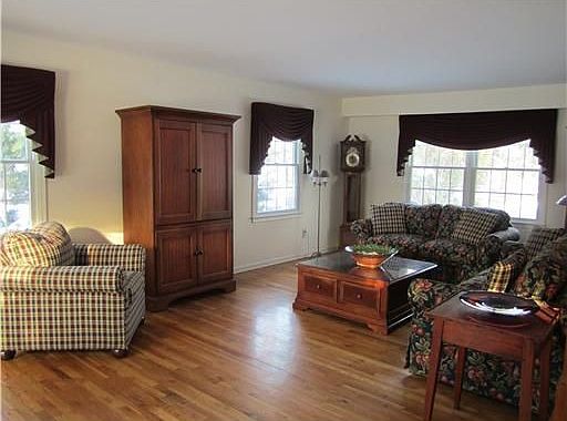 Spacious Formal Living Room