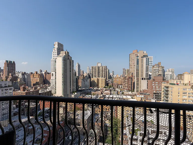 343 E 74th St #Penthouse 2B — Photo 13