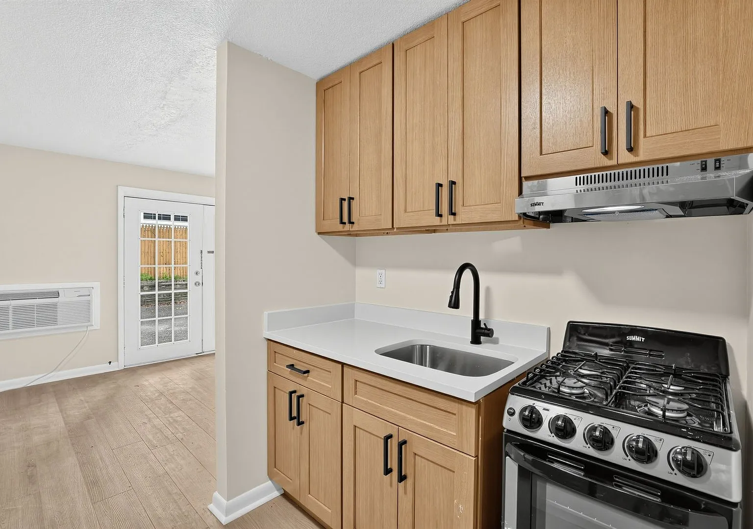 424 N Black Horse Pike — Photo 2