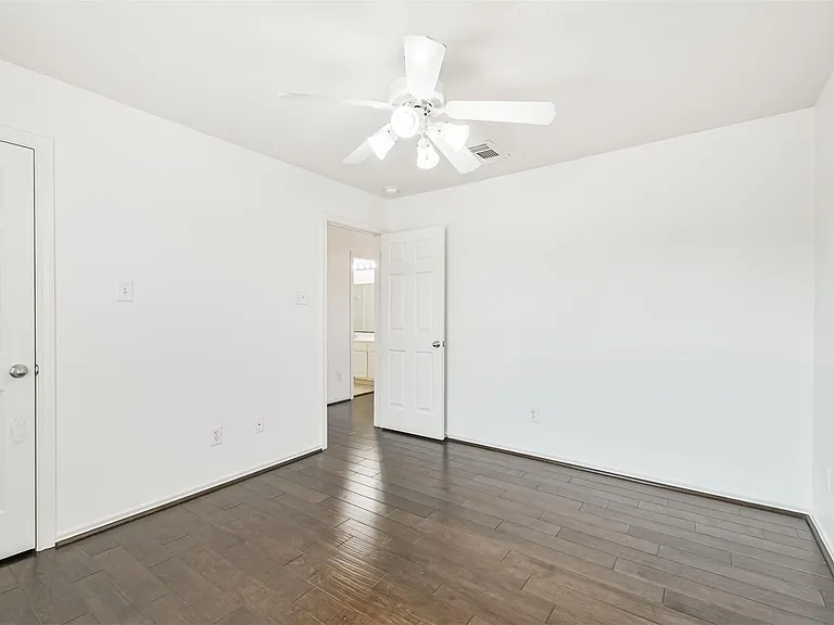 2507 Liza Ct — Photo 29