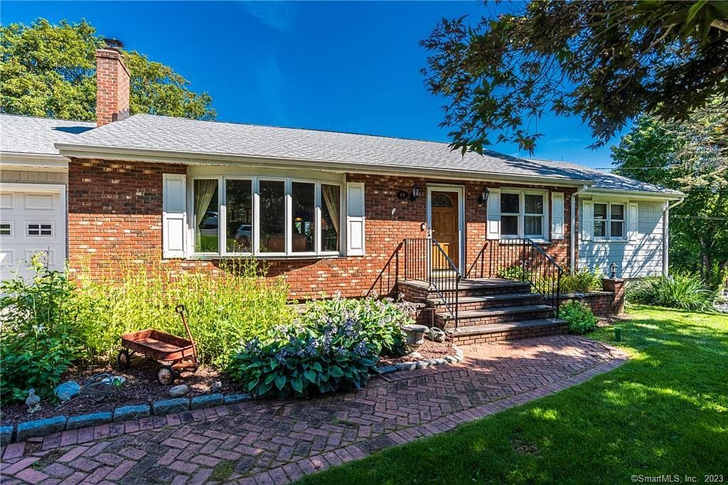 15 Valley View Rd, Monroe, CT 06468 Zillow