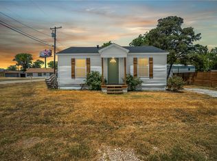 200 E Long St, Elm Mott, TX 76640