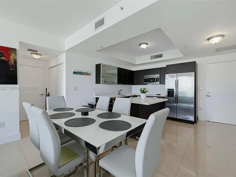 90 SW 3rd St #3511 — Photo 8