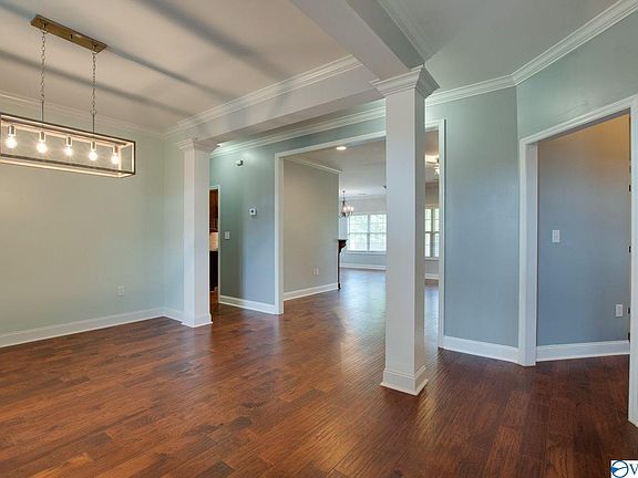 5th image of 4604 Gramercy Ct SE