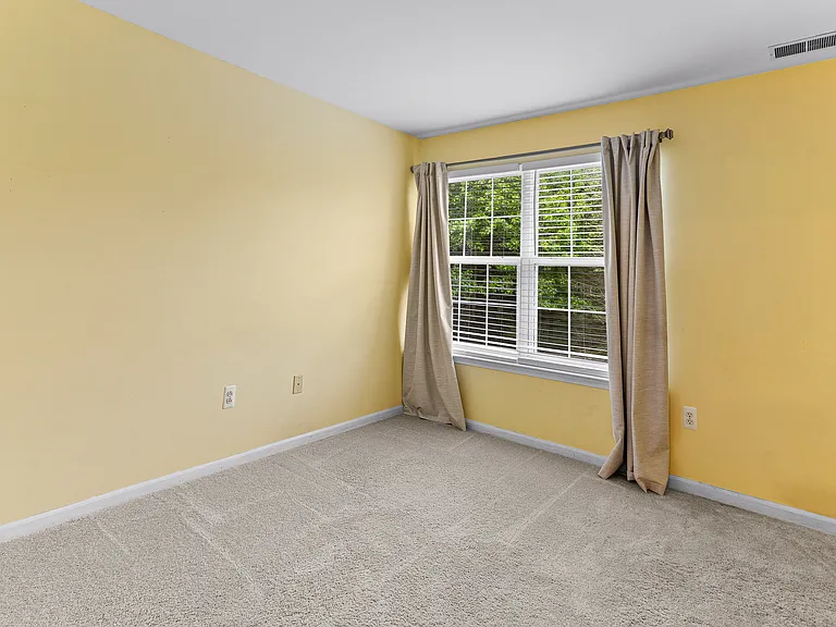 47975 Cardiff Ave — Photo 18
