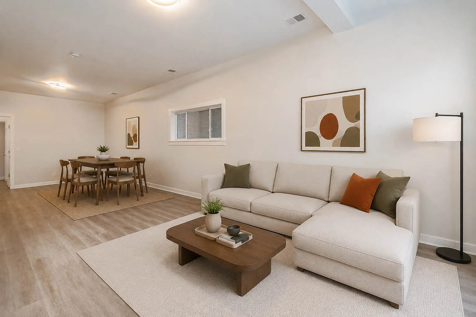 3 bed, 1200 sqft, $2,500 — Photo 3