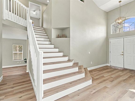 3rd image of 3829 COLD CREEK DRIVE