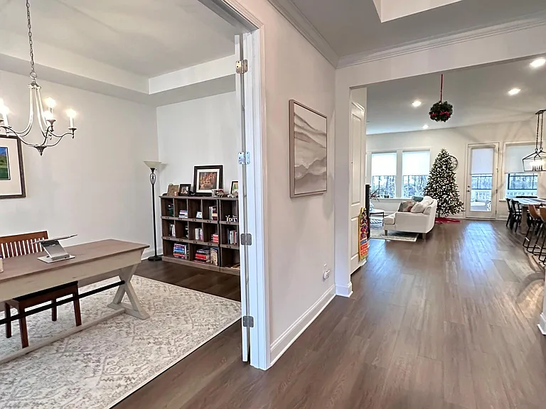 18 Cloudview Ct — Photo 3