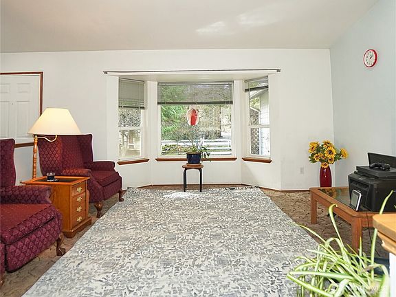4th image of 26918 262nd Avenue SE
