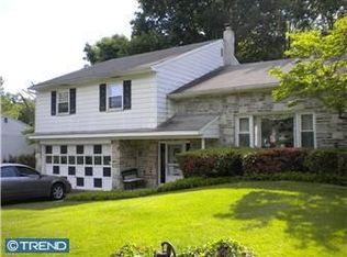 72 Woodlake Dr, Holland, PA 18966