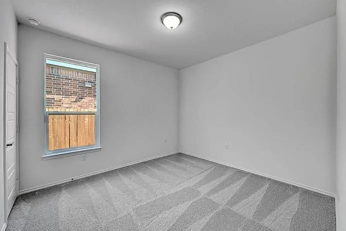12529 Hallstatt Dr — Photo 8