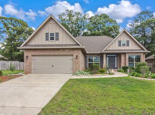 3569 Autumn Woods Dr, Crestview, FL 32539