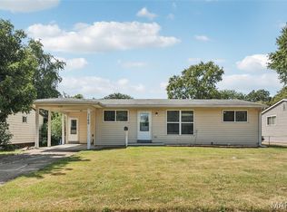 1150 Verlene Dr, Florissant, MO 63031