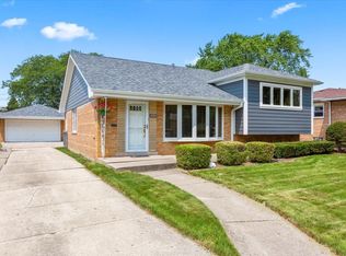 10624 Leclaire Ave, Oak Lawn, IL 60453