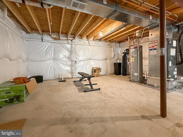 91 Goldspire Dr — Photo 18