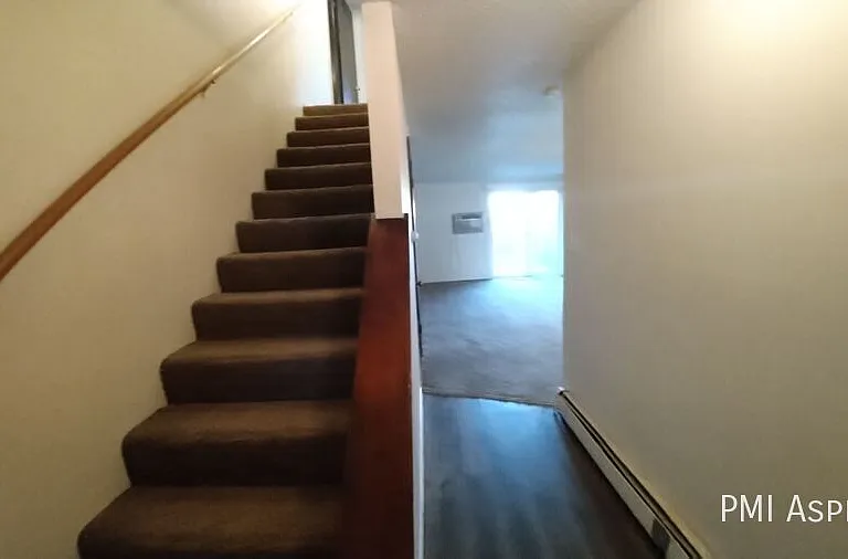 3494 Butternut Dr — Photo 5