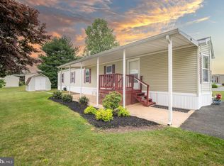 121 Lisa Cir, York, PA 17406