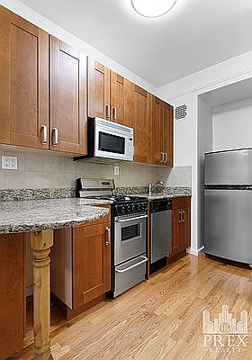 4th image of 335 E 81st St APT 4c
