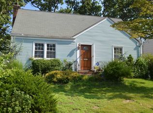 1061 Alhambra Rd, Baldwin, NY 11510