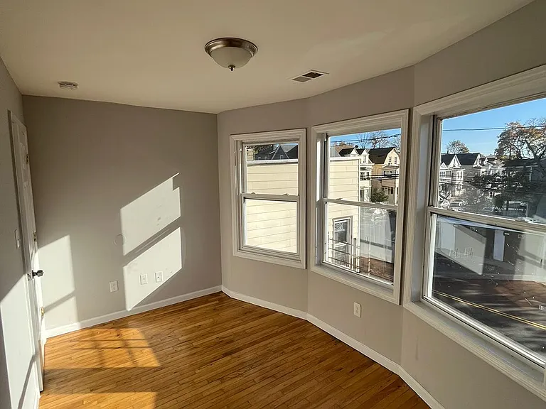 45 Roseville Ave #1 — Photo 1