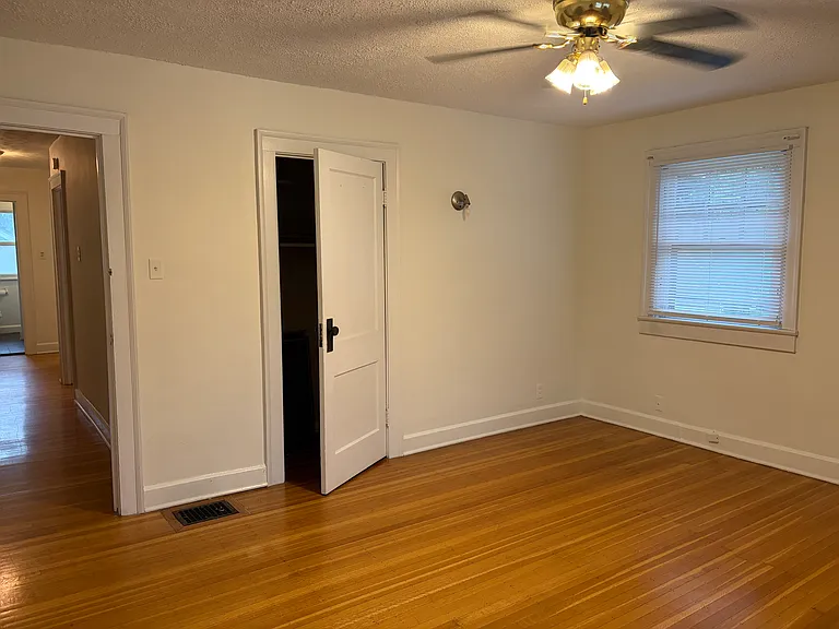 4901 Central Ave — Photo 14