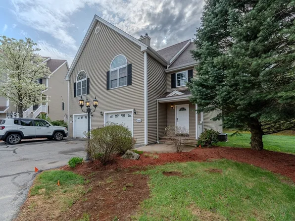 144 Pinewood Dr #8B, Gardner, MA 01440
