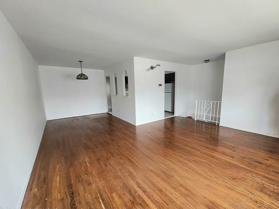 11-15 130th St #2