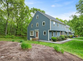 16 Deer Path APT 1, Maynard, MA 01754