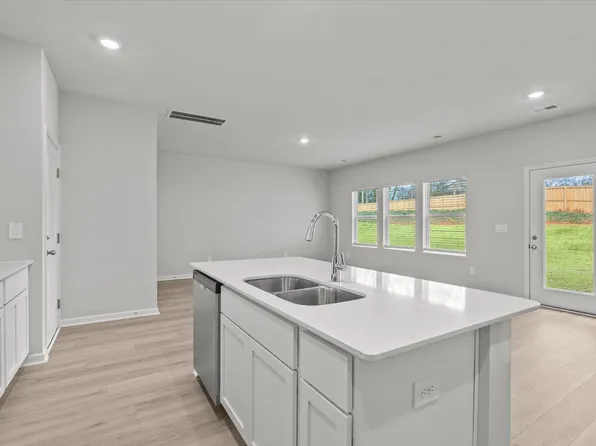 311 Shortleaf Ln, Pendleton, SC 29670