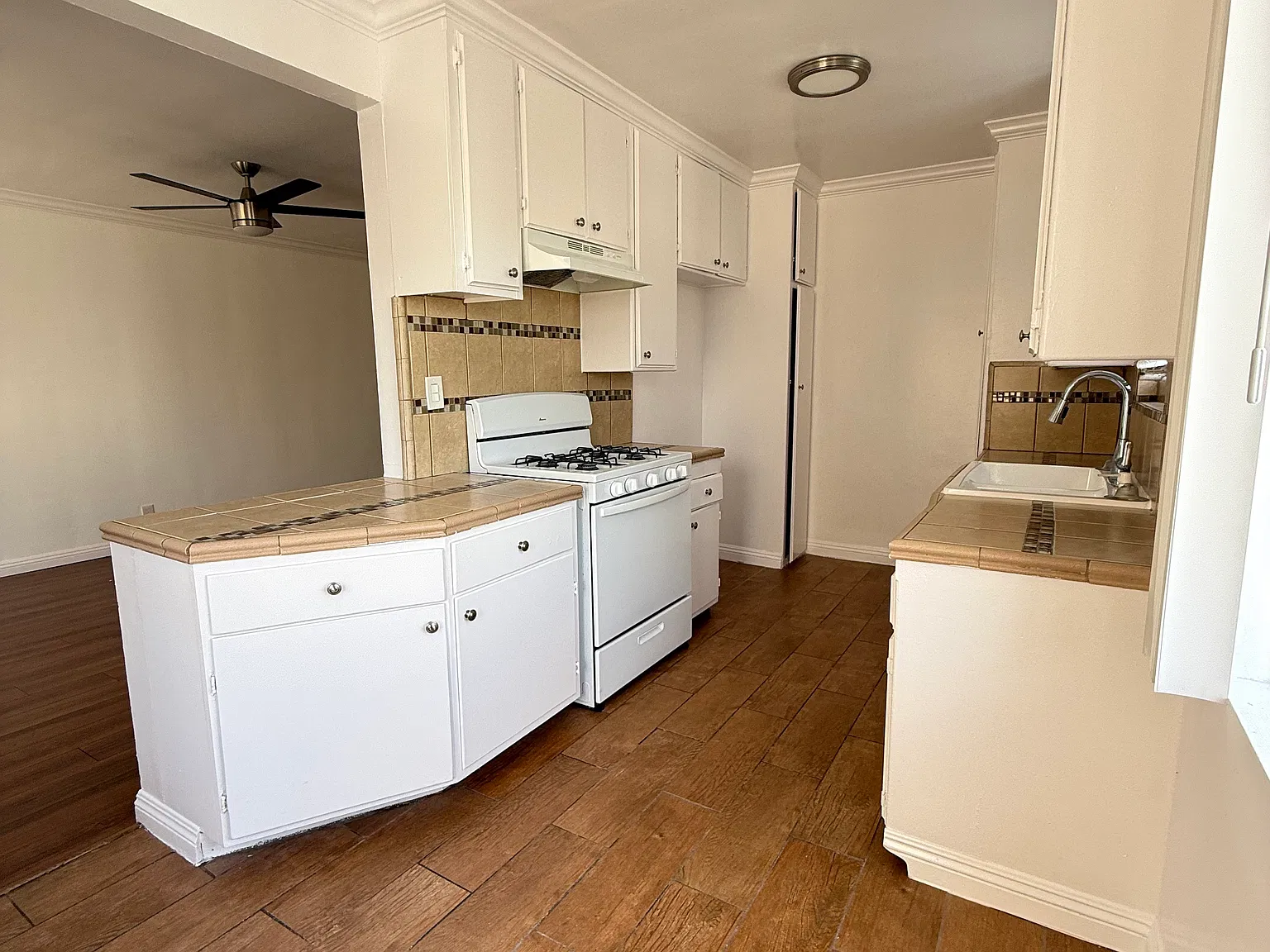 1 bed, 630 sqft, $1,850 — Photo 4