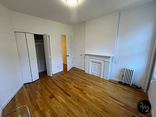 Rented by Third Half Inc | media 8