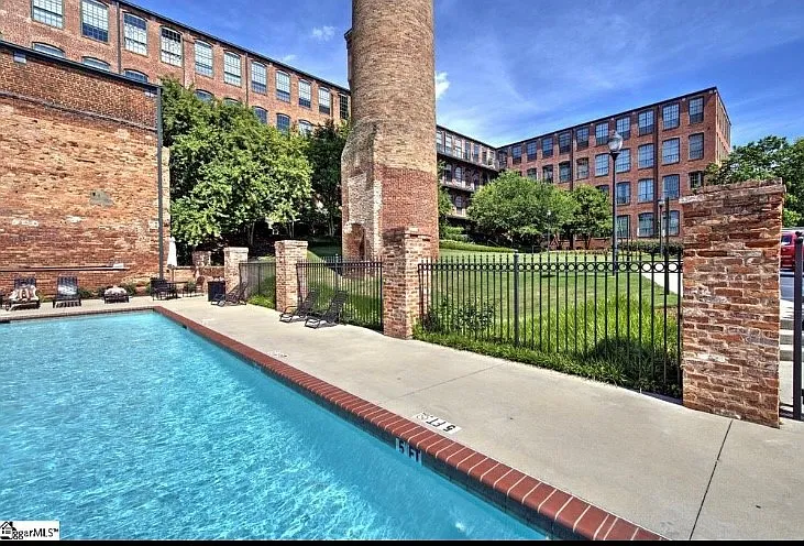 400 Mills Ave #107 — Photo 24