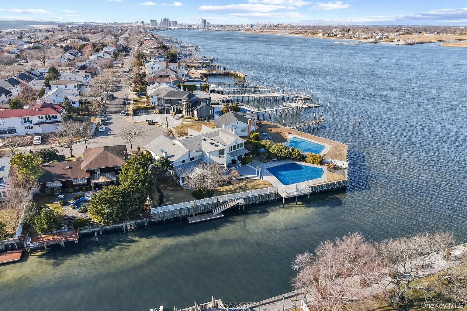 1416 Bay Boulevard photo 1