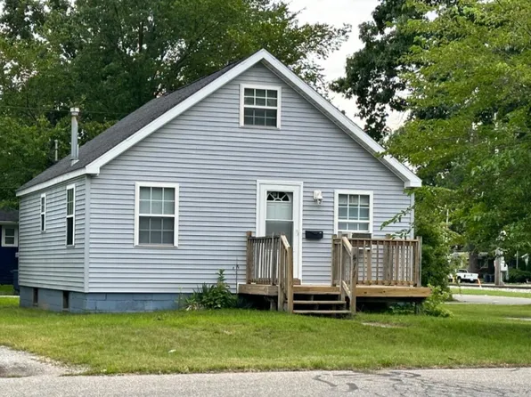 411 N Woodland Ave, Michigan City, IN 46360