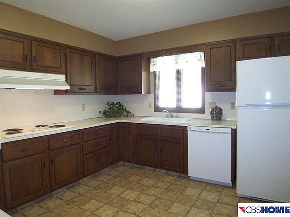 5th image of 2609 S 49th Ave