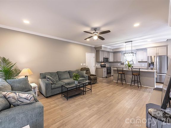 5th image of 245 John Cline Rd