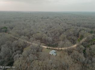 2822 Stevens Rd, Yazoo City, MS 39194