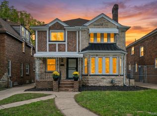 18411 Santa Barbara Dr, Detroit, MI 48221