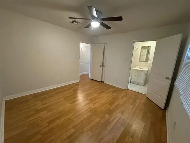 4901 Purdue Dr — Photo 5