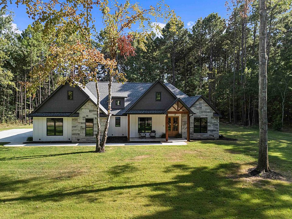 1st image of 636 Graybill Plantation