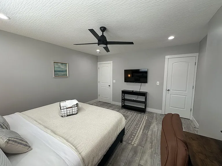 1129 Sidney St — Photo 21